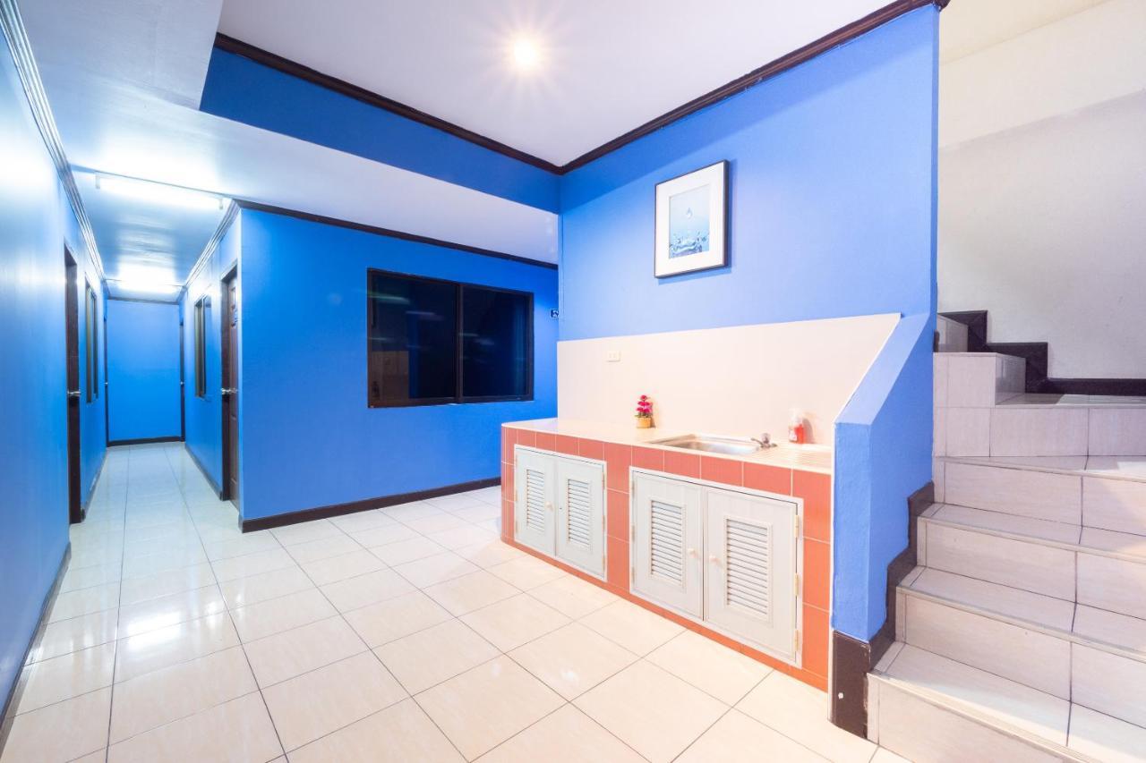 Oyo 75327 Diyana Residence Pattaya Exterior photo